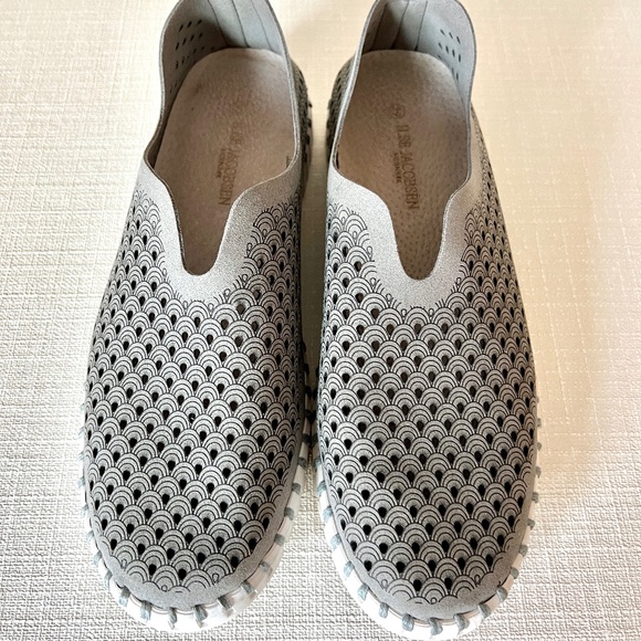 Ilse Jacobsen Tulip 139 Perforated Slip On Euro 39 Grey Shoes - Picture 1 of 6